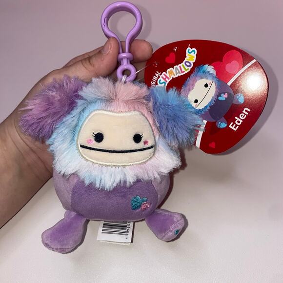 Valentines Squishmallow Eden the Bigfoot Clip 3.5” - Picture 3 of 9